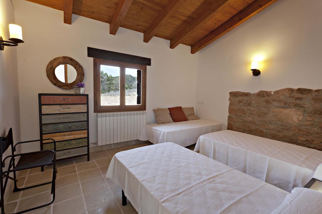 Masia Ca L'Anima Hotel La Baronia de Rialb Kamer foto