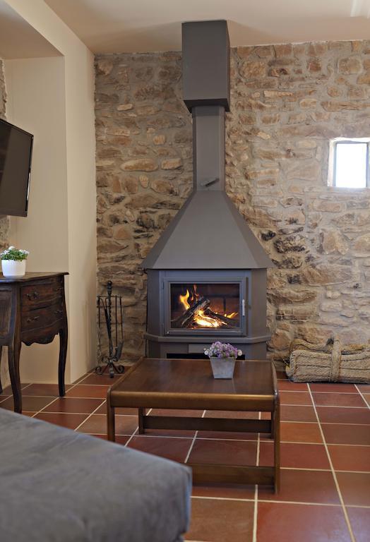 Masia Ca L'Anima Hotel La Baronia de Rialb Kamer foto