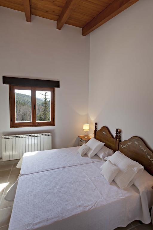 Masia Ca L'Anima Hotel La Baronia de Rialb Kamer foto