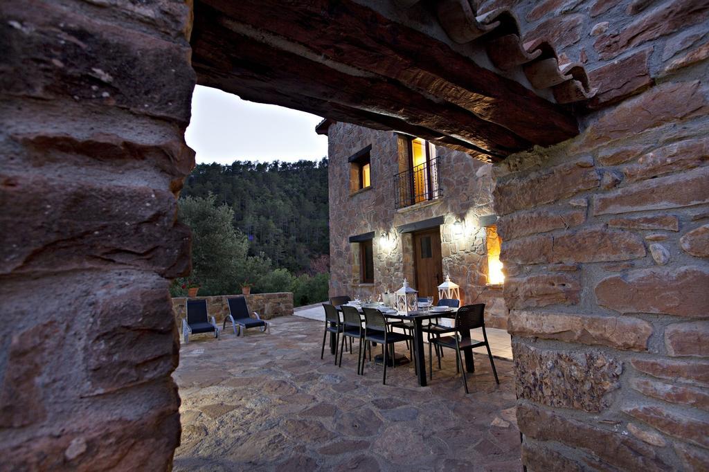 Masia Ca L'Anima Hotel La Baronia de Rialb Buitenkant foto